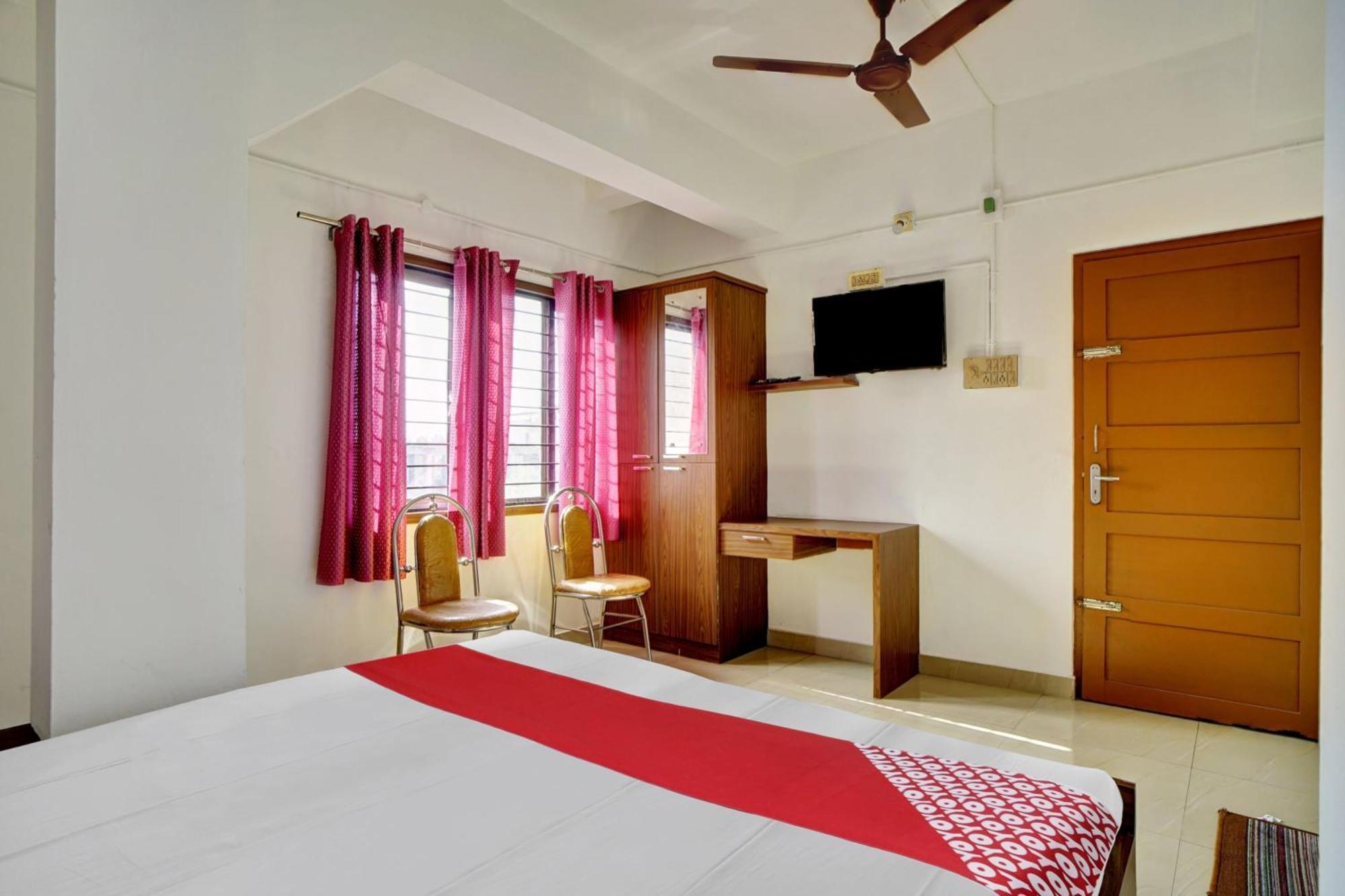 Hotel O Chiyang Hotel Ангамали Екстериор снимка